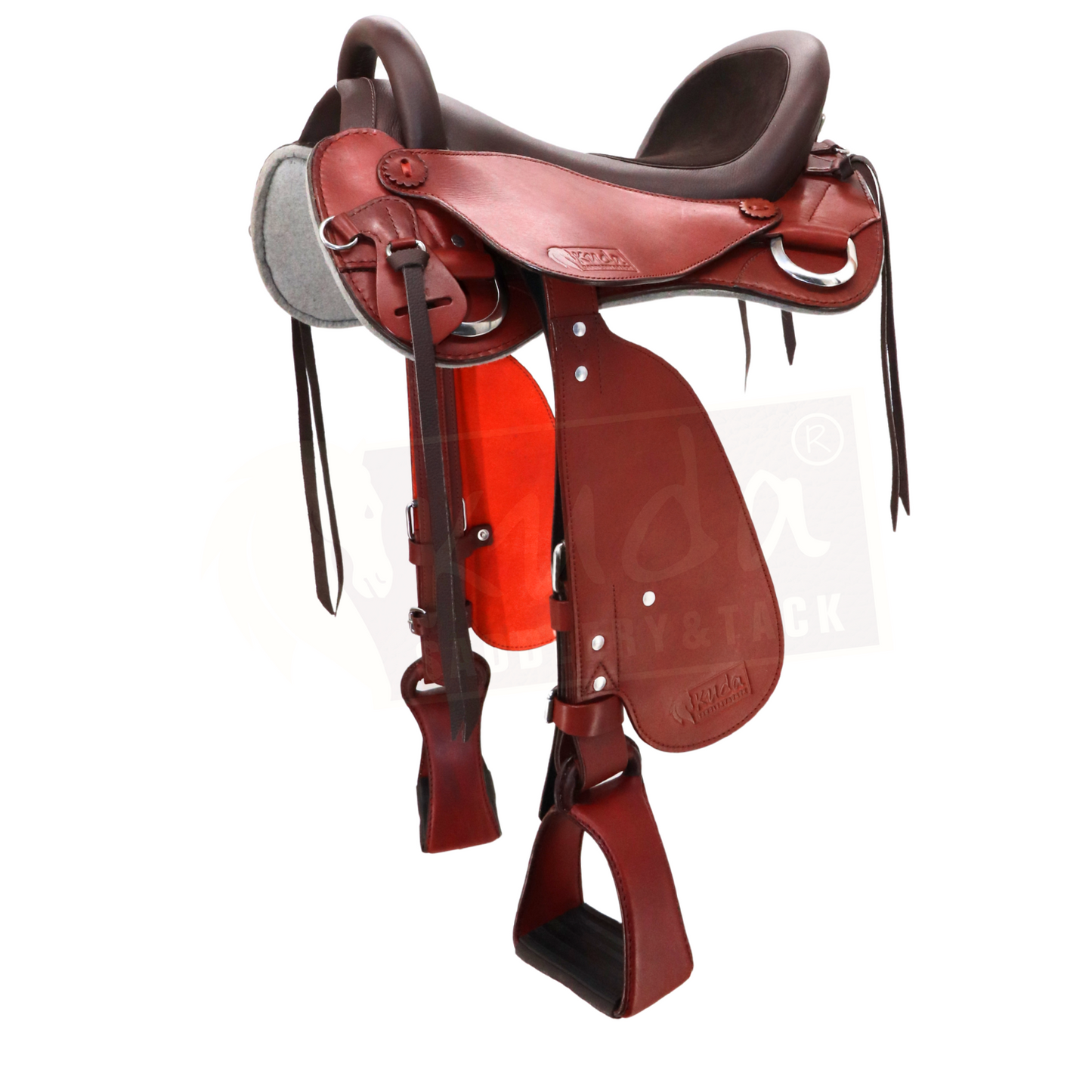 Kuda Flex Trail - 17" Chestnut - In Stock