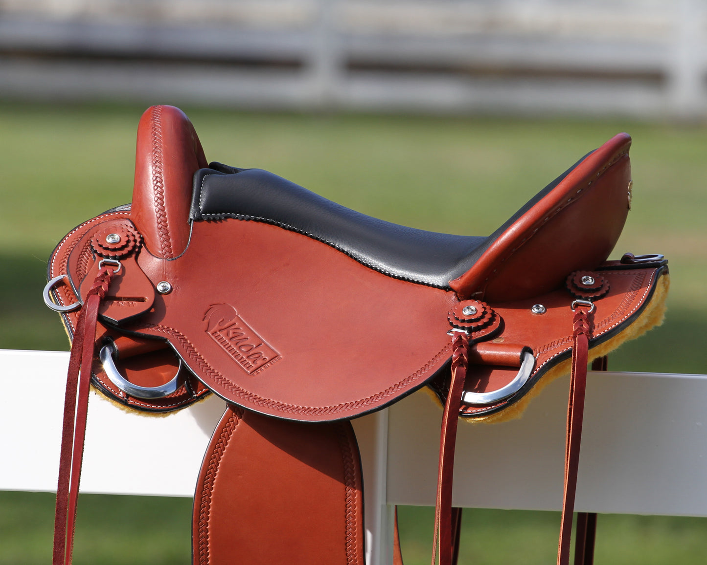 Enduro Flex Saddle