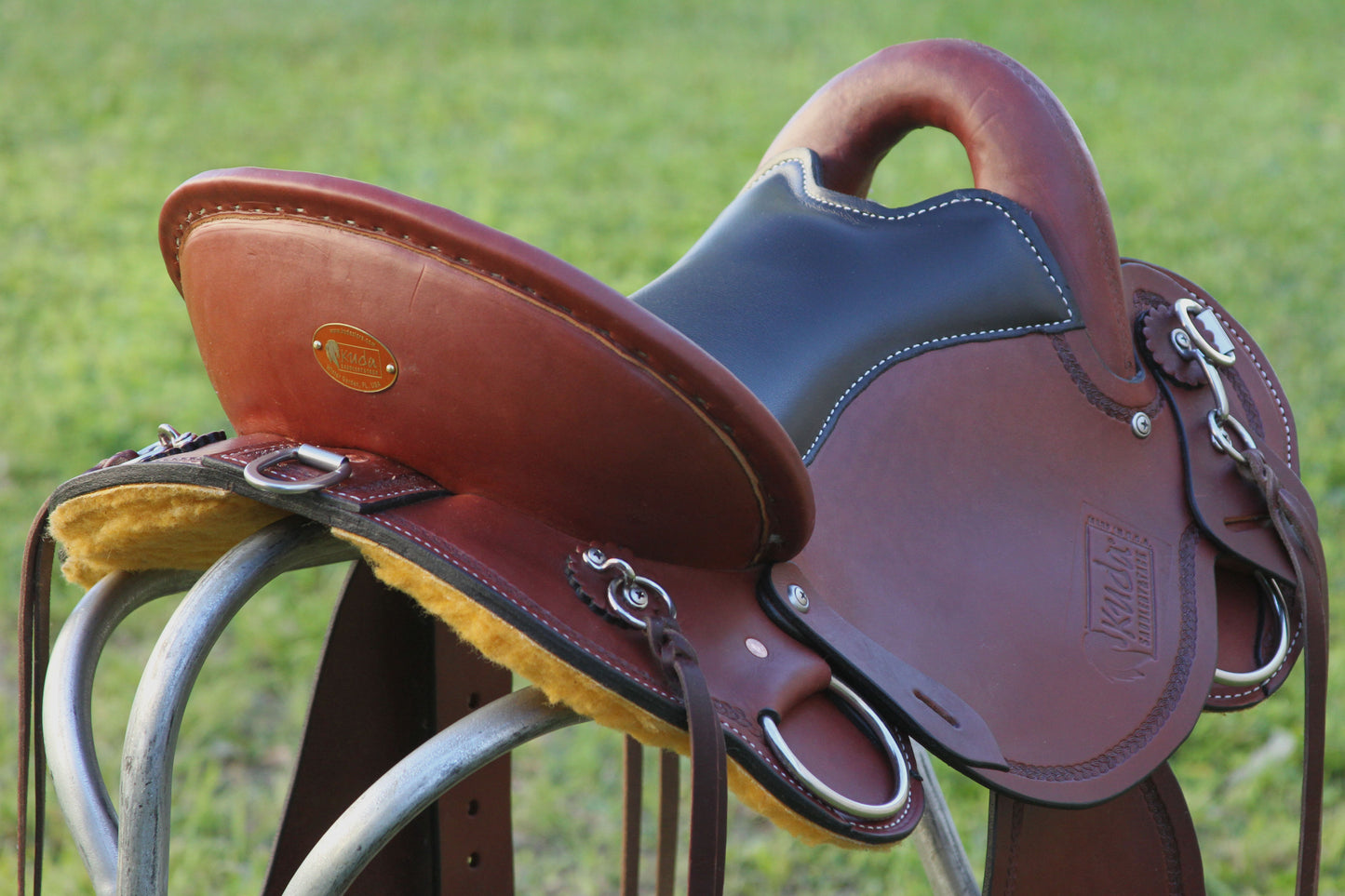 Enduro Flex Saddle